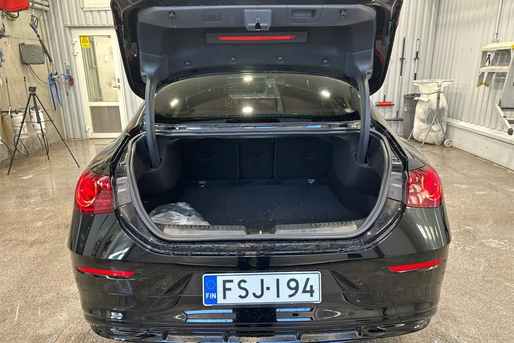 MERCEDES-BENZ CLA 2025