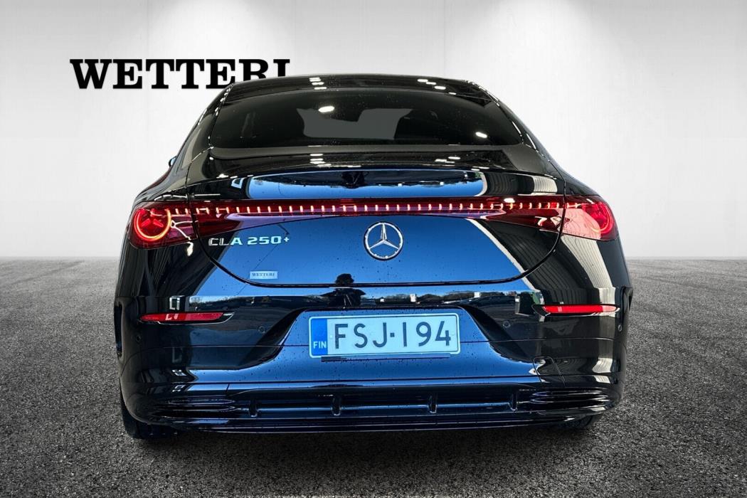 MERCEDES-BENZ CLA 2025