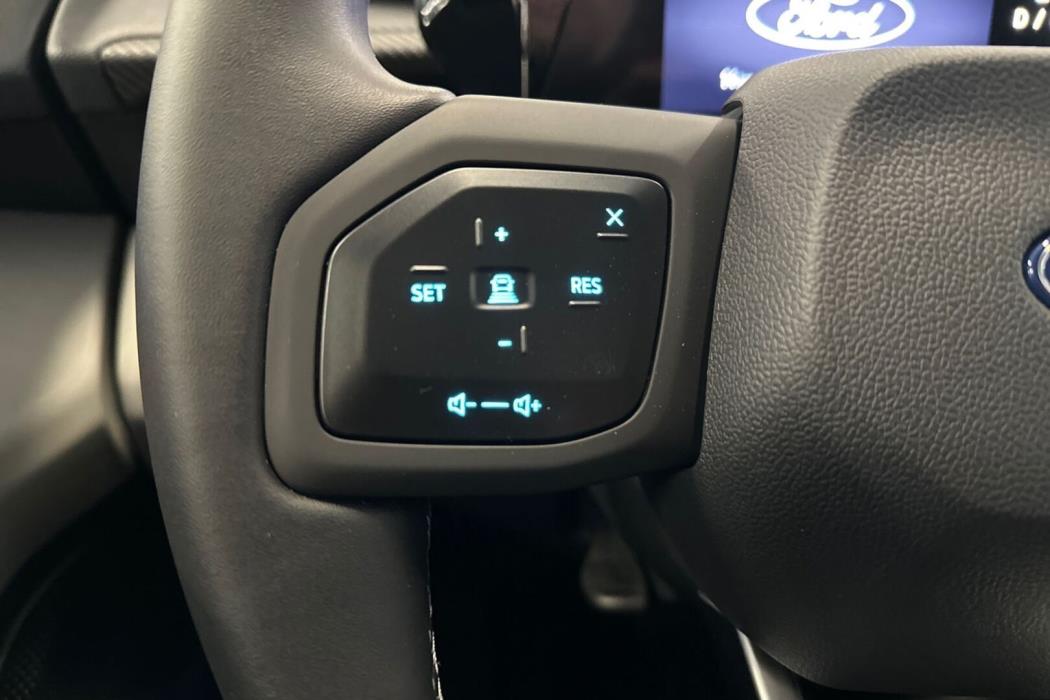 FORD EXPLORER 2026