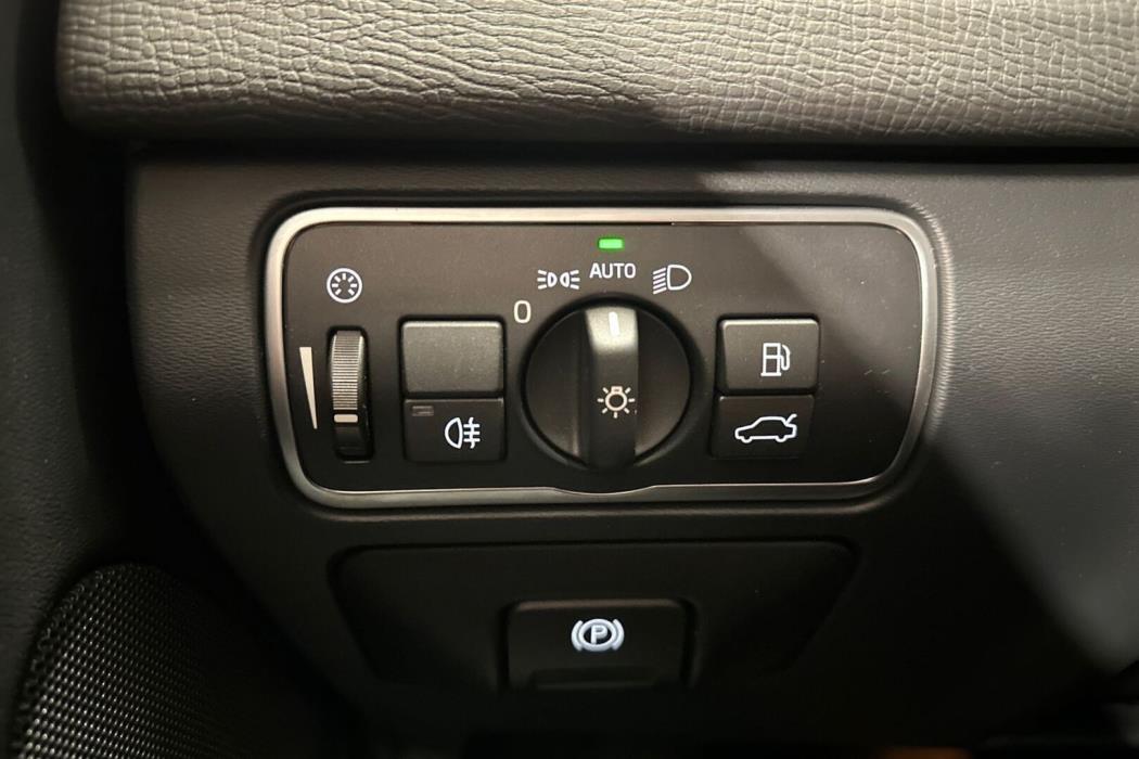 VOLVO XC60 2016