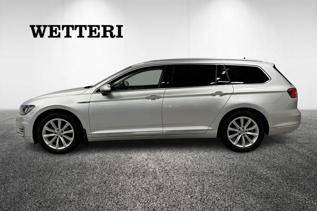 VOLKSWAGEN Passat 2018