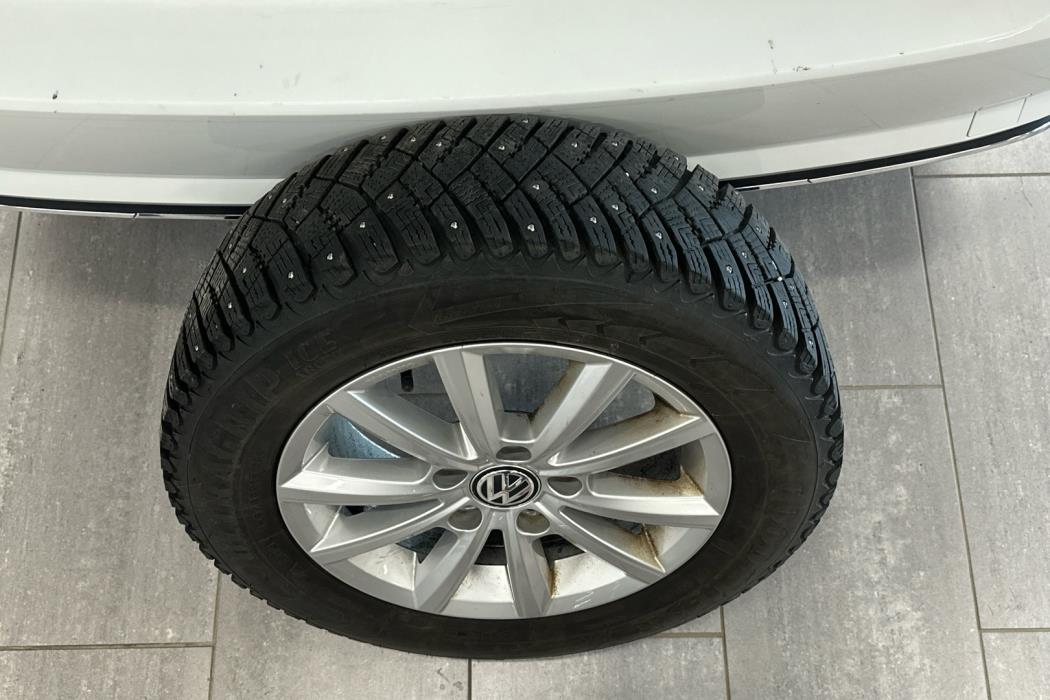 VOLKSWAGEN Golf 2019