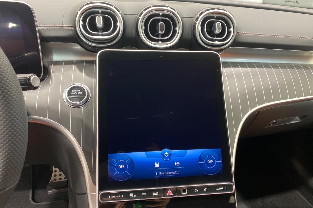 MERCEDES-BENZ C 2022