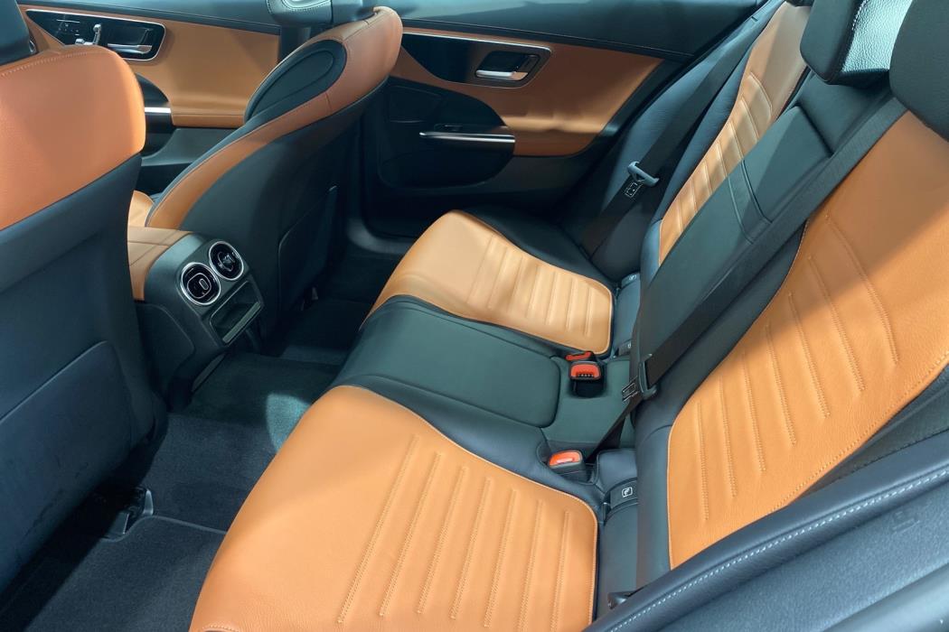 MERCEDES-BENZ C 2022