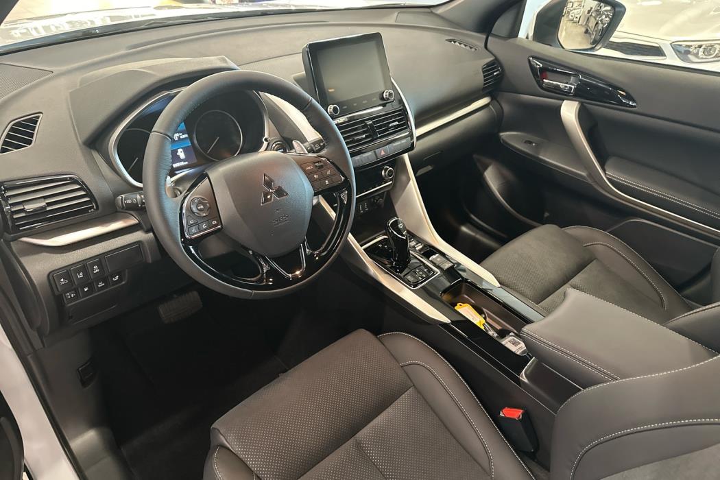 MITSUBISHI Eclipse Cross 2024