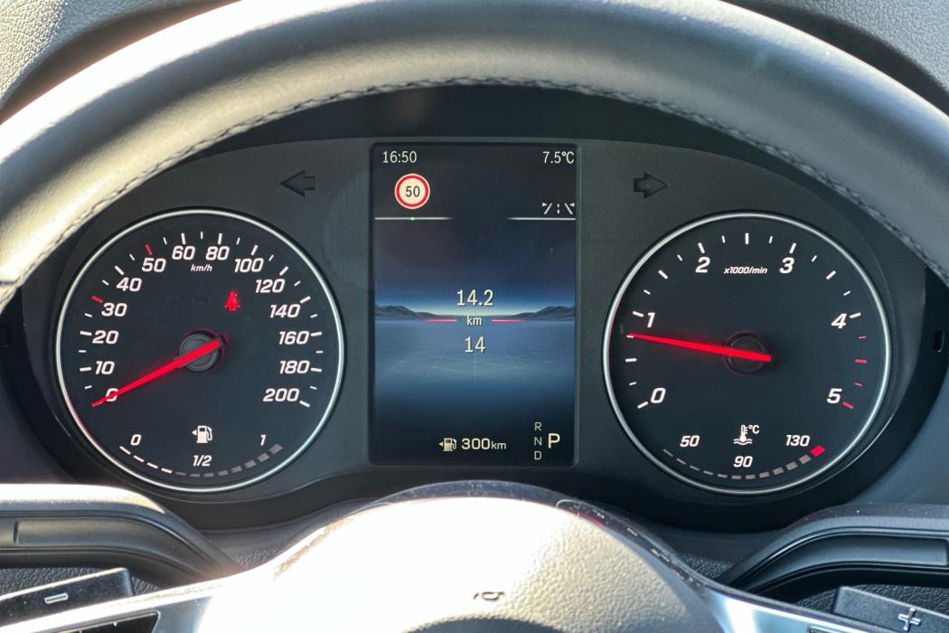 MERCEDES-BENZ Sprinter 2025