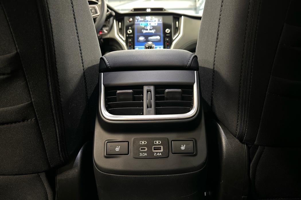 SUBARU Outback 2024