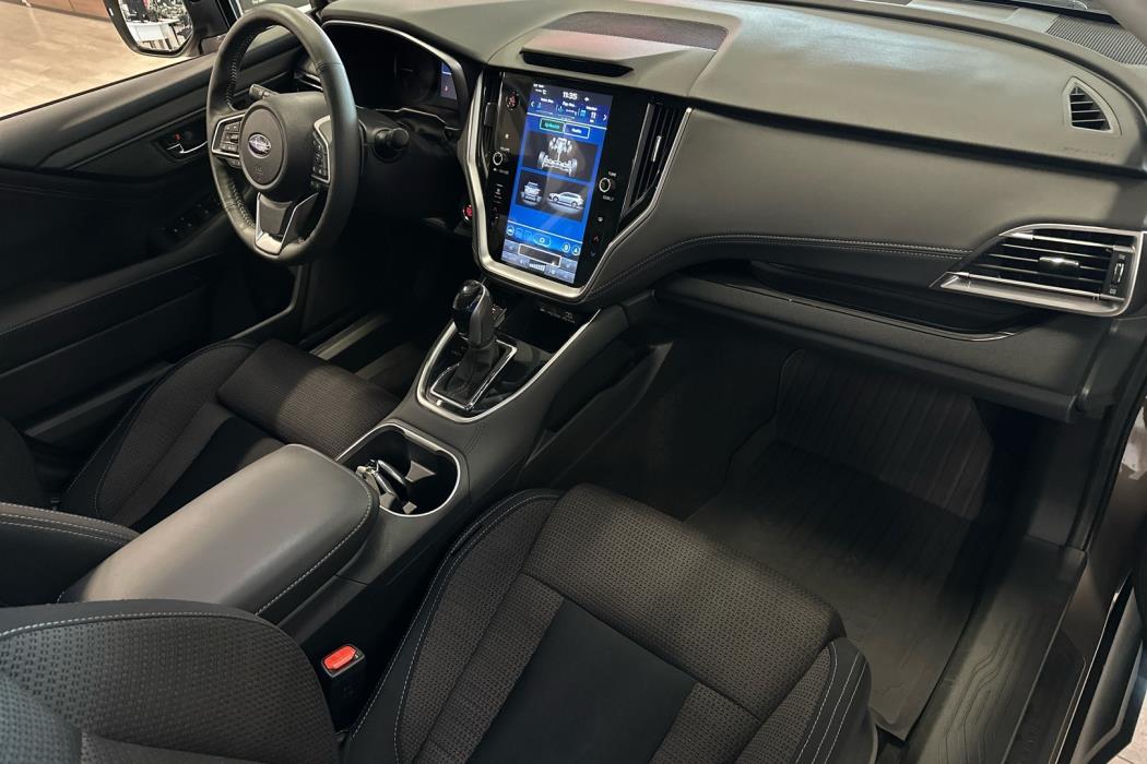 SUBARU Outback 2024