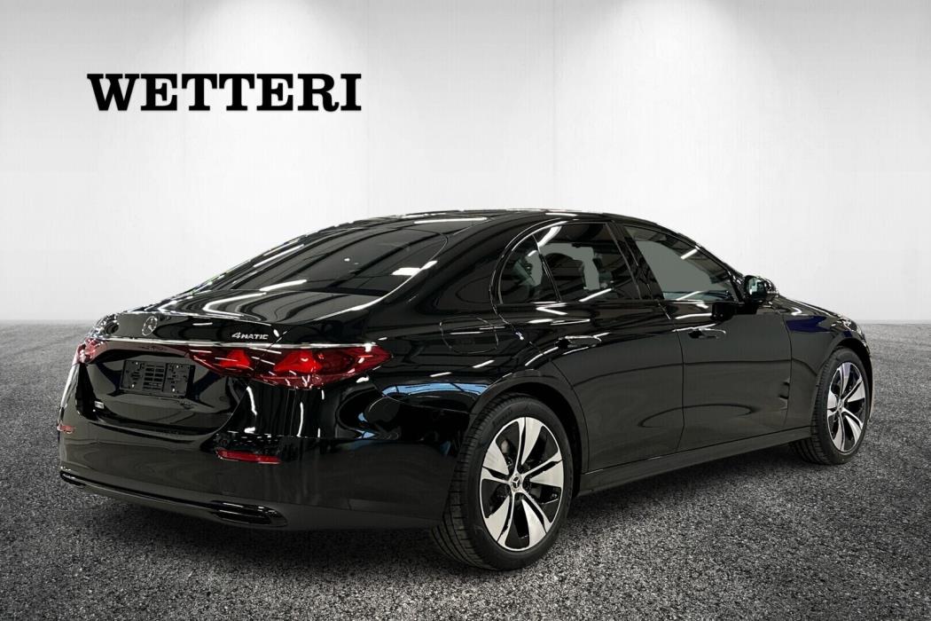 MERCEDES-BENZ E 2025