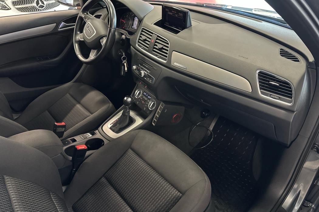 AUDI Q3 2014