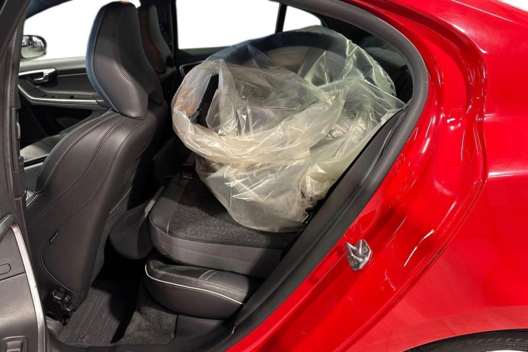 VOLVO S60 2016