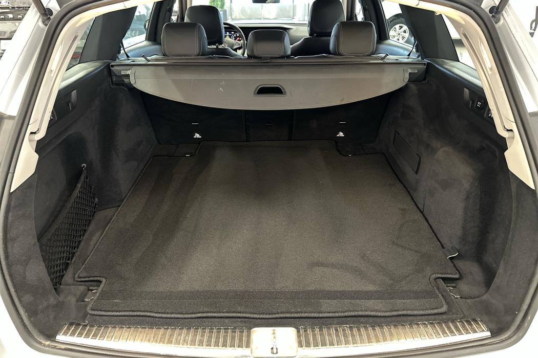 MERCEDES-BENZ E 2017