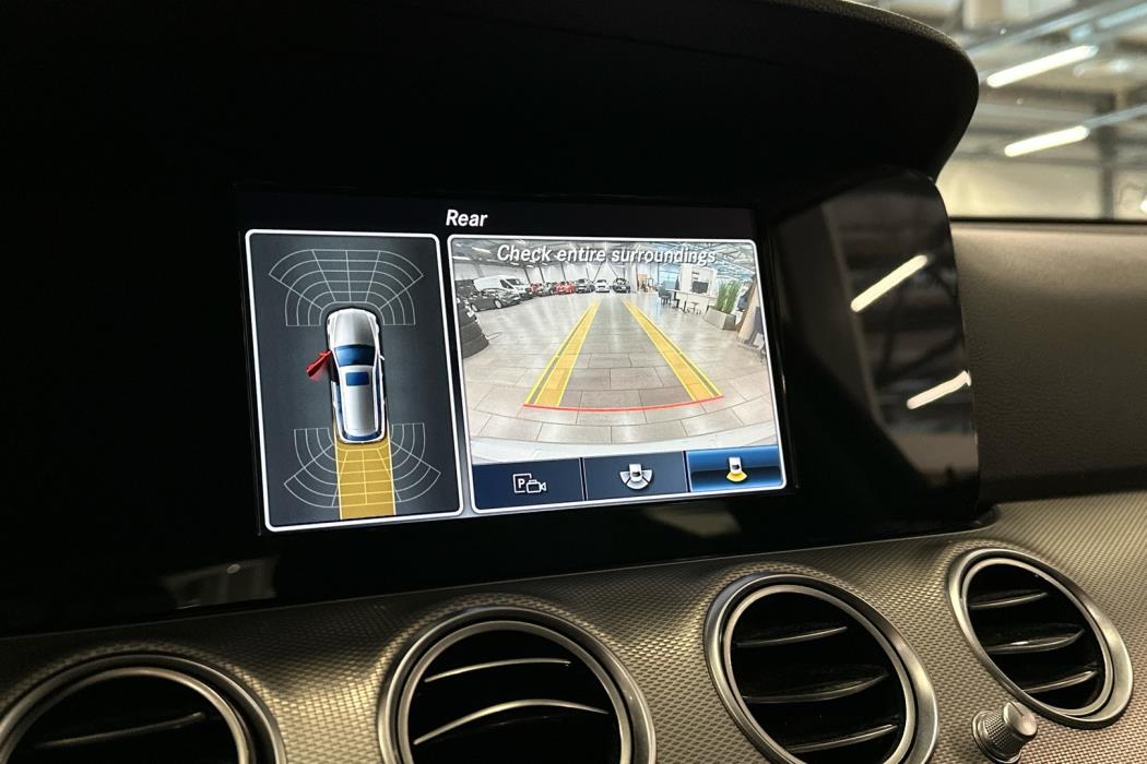 MERCEDES-BENZ E 2017