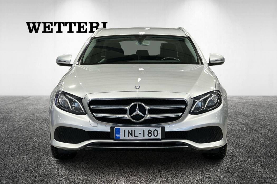 MERCEDES-BENZ E 2017