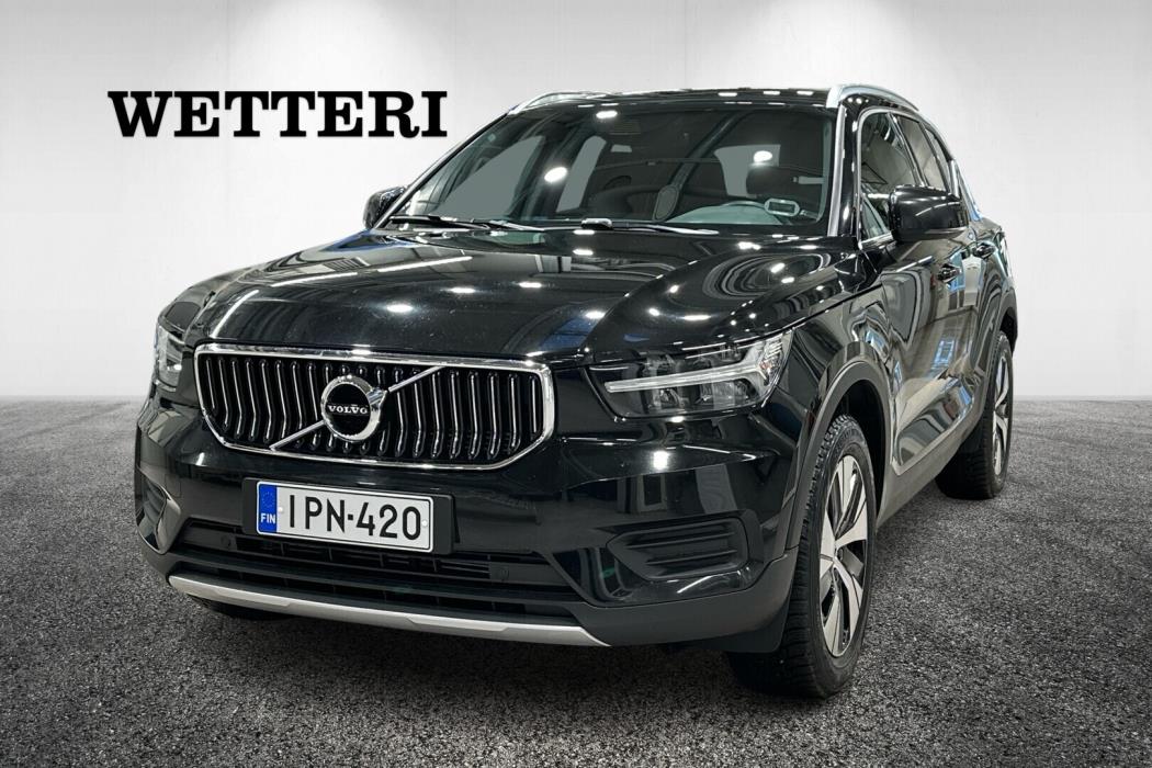 VOLVO XC40 2022