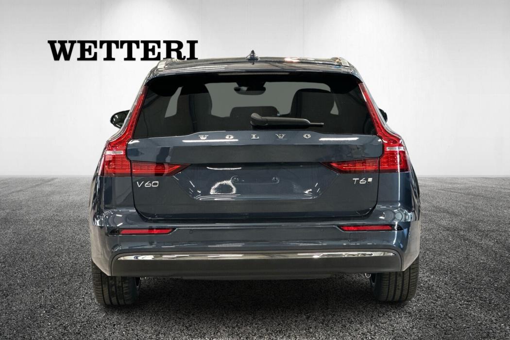 VOLVO V60 2025