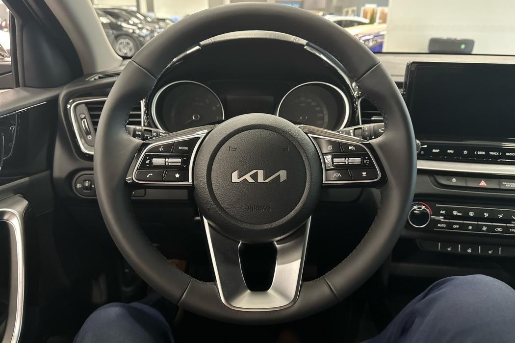 KIA XCeed 2025