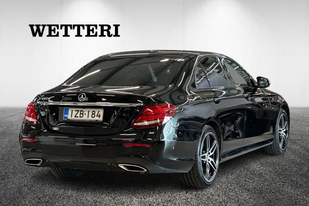 MERCEDES-BENZ E 2018