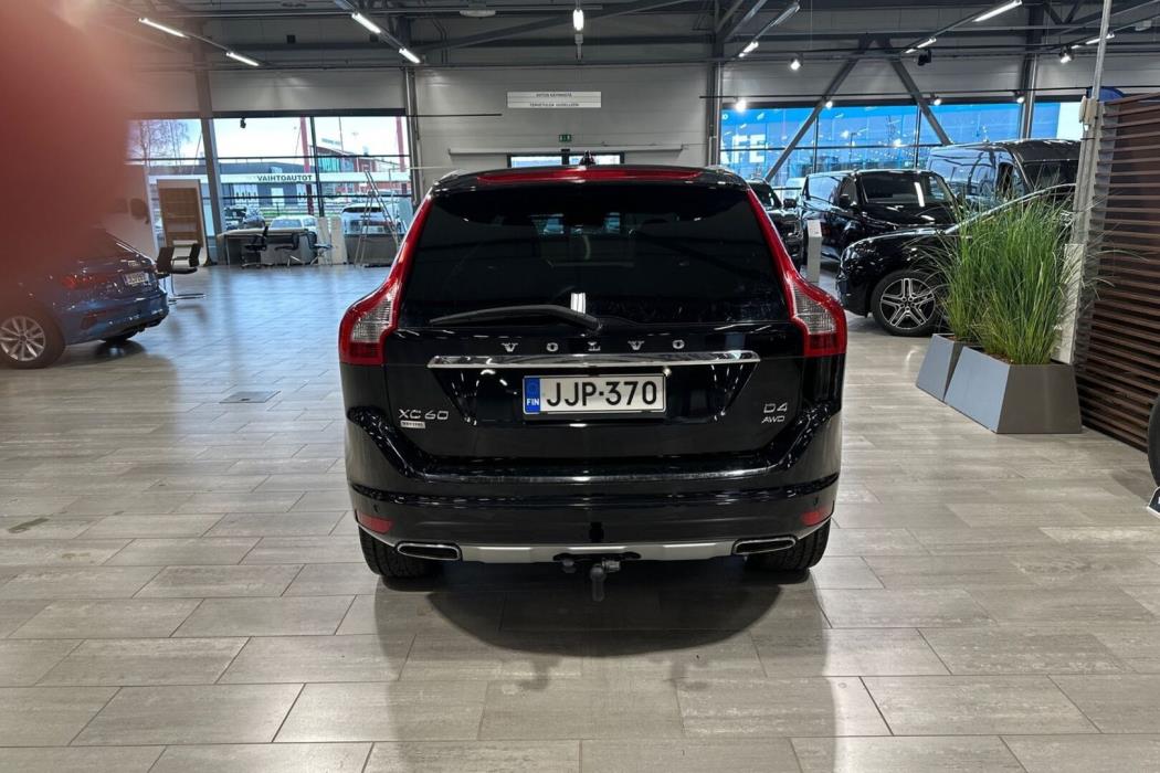 VOLVO XC60 2016