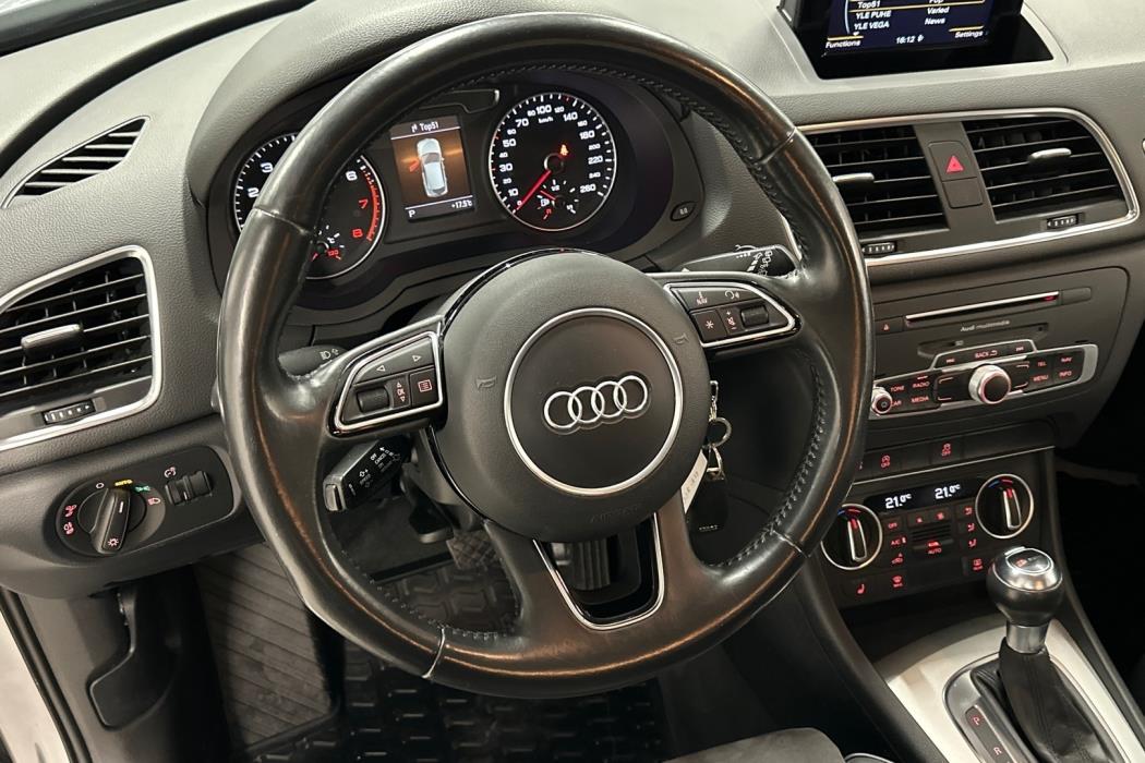 AUDI Q3 2015