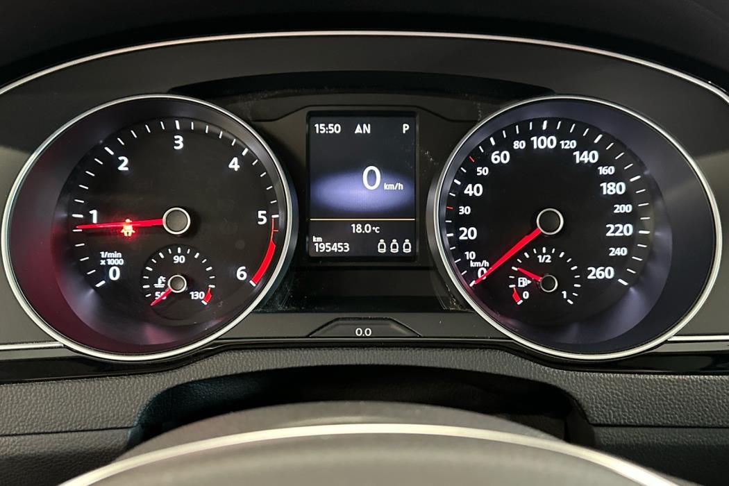 VOLKSWAGEN Passat 2015