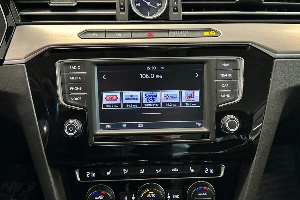 VOLKSWAGEN Passat 2015