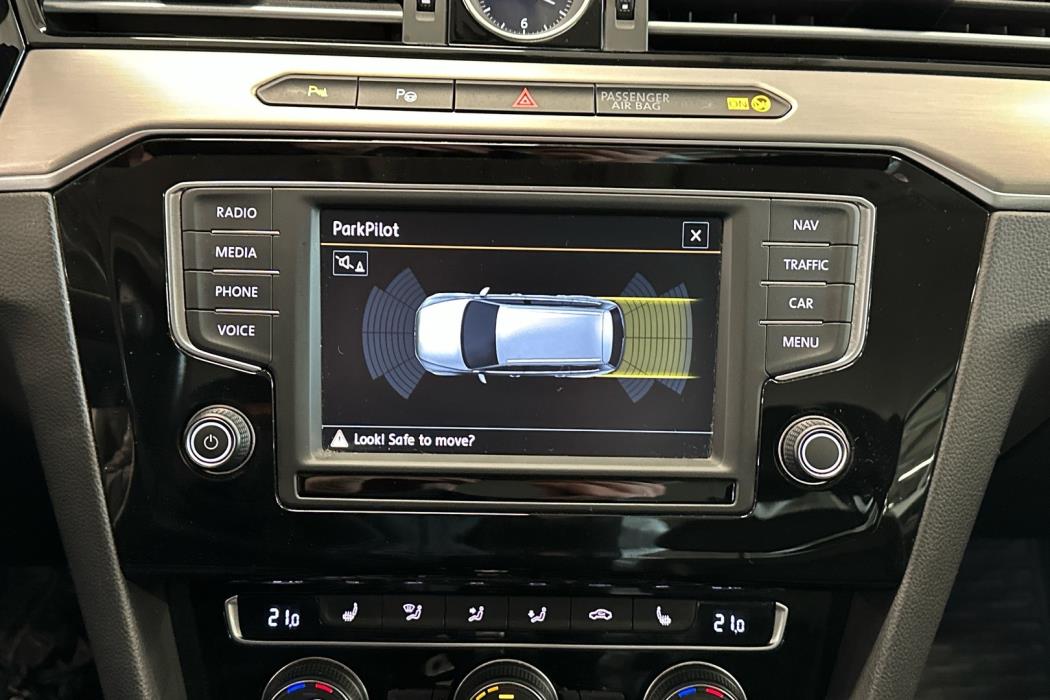 VOLKSWAGEN Passat 2015