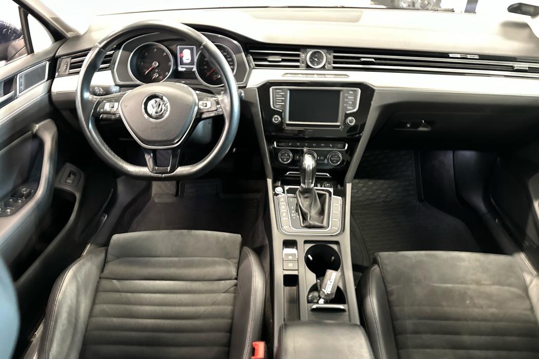 VOLKSWAGEN Passat 2015