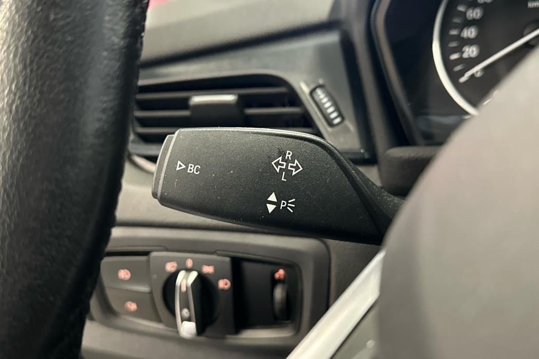 BMW 216 2016