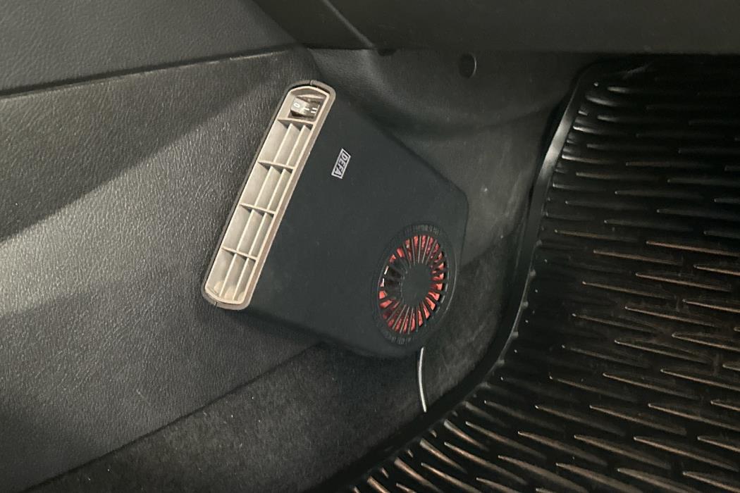 BMW 216 2016
