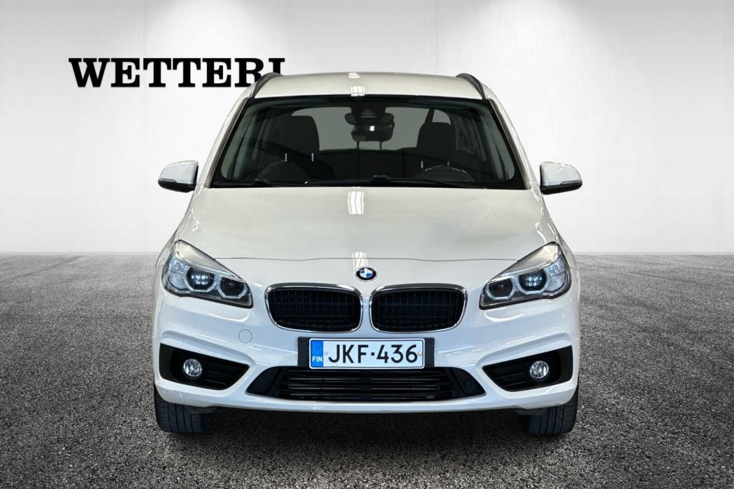 BMW 216 2016