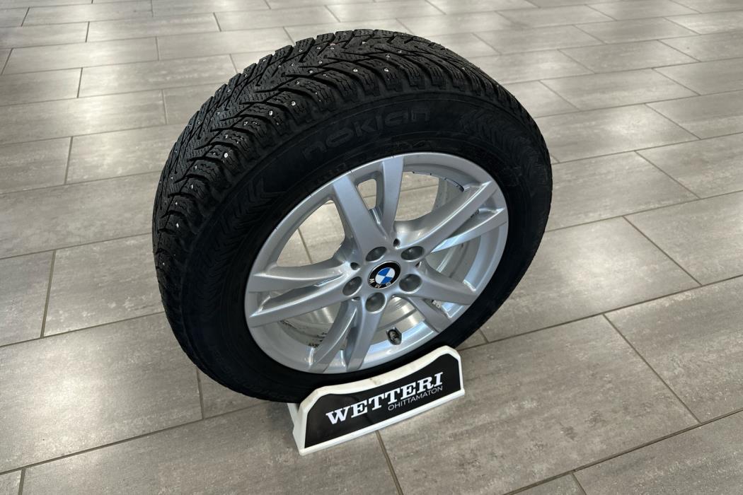 BMW 216 2016