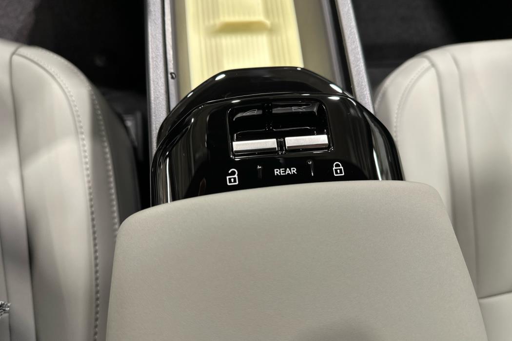 VOLVO EX30 2026