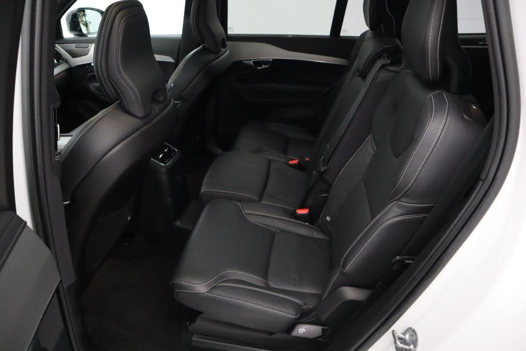 VOLVO XC90 2023