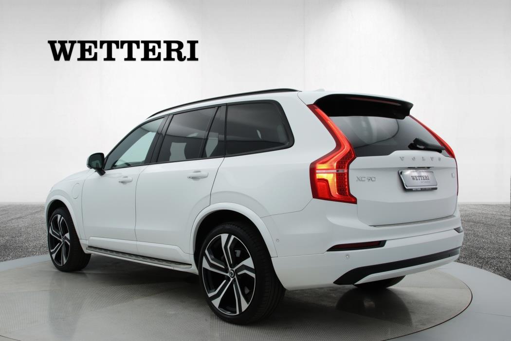 VOLVO XC90 2023
