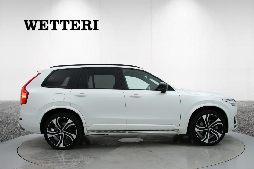 VOLVO XC90 2023