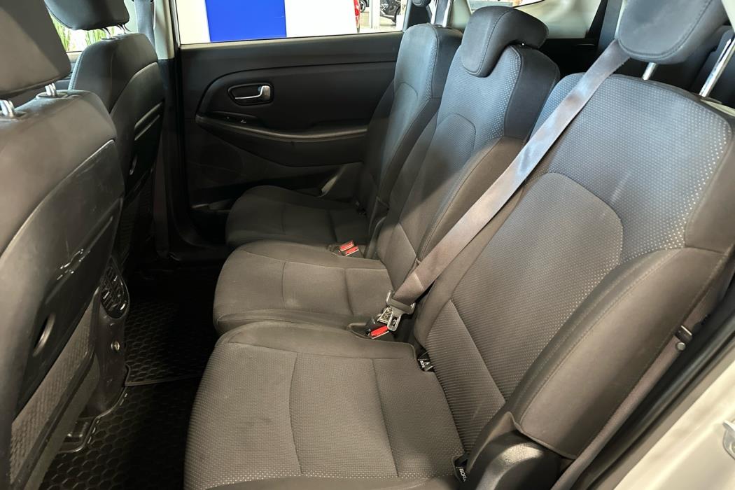 KIA Carens 2016