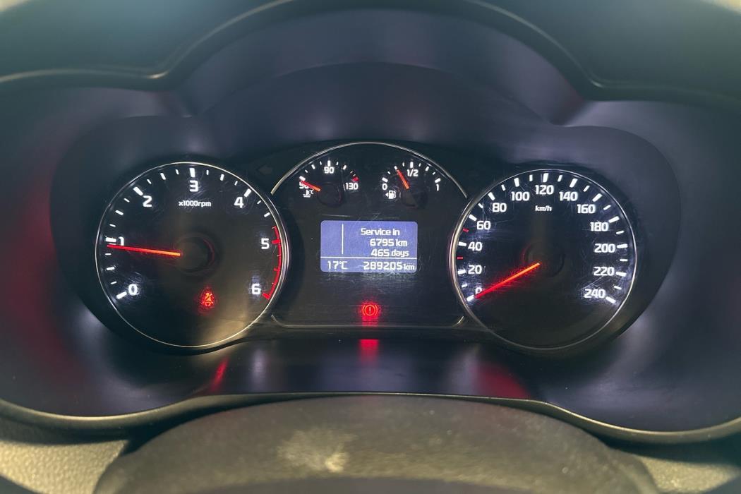 KIA Carens 2016