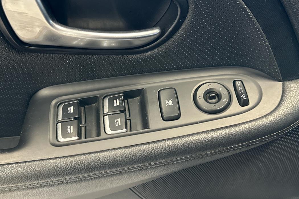 KIA Carens 2016