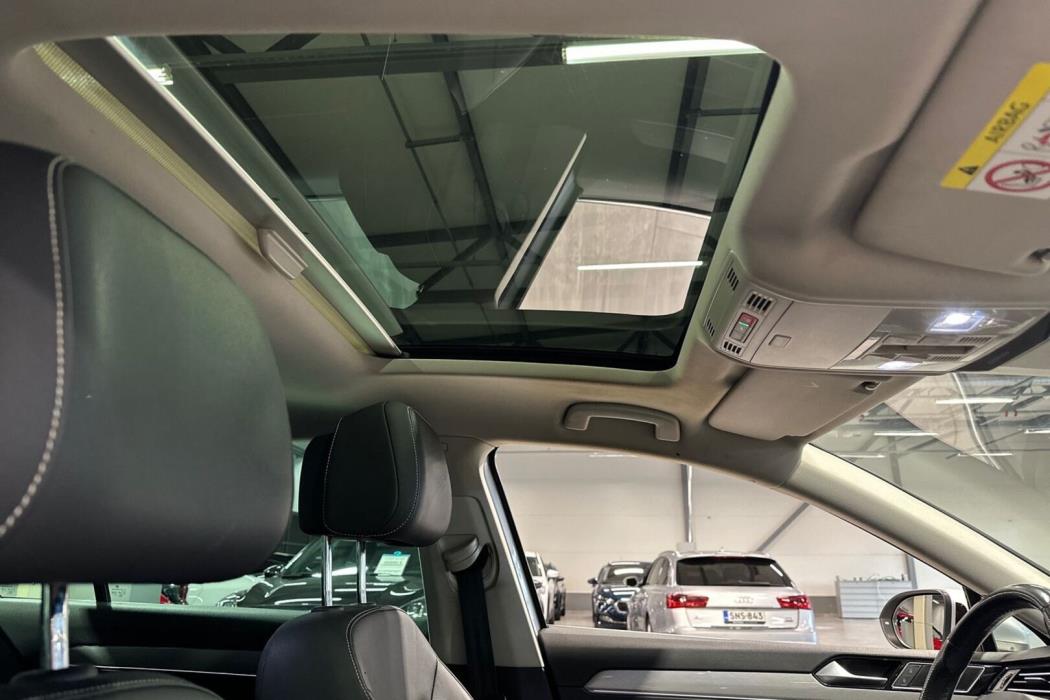 VOLKSWAGEN Passat 2021
