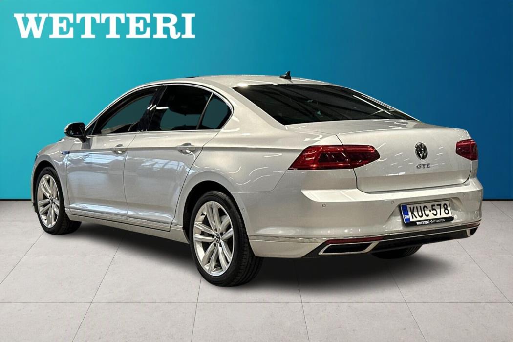 VOLKSWAGEN Passat 2021