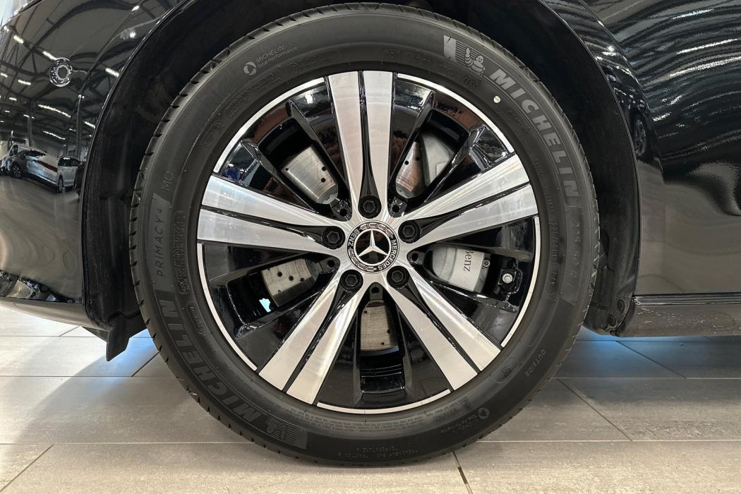 MERCEDES-BENZ C 2022