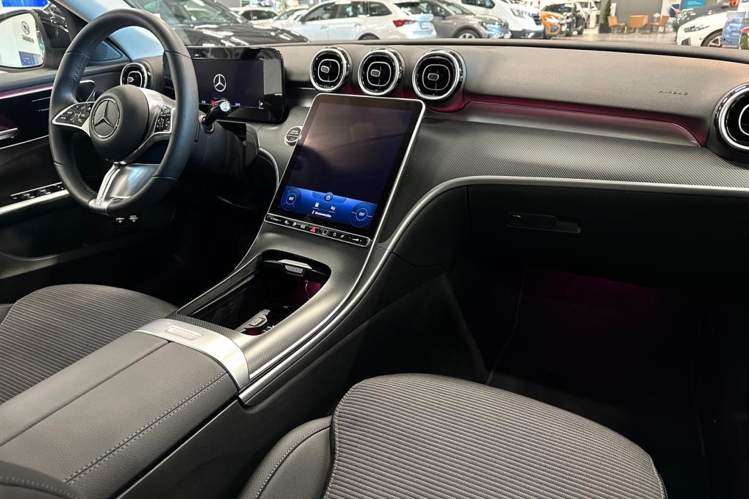MERCEDES-BENZ C 2022