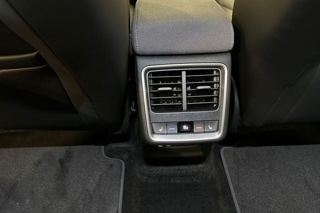 SKODA Enyaq 2026