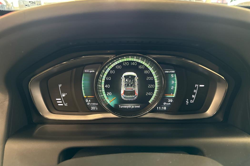 VOLVO XC60 2017