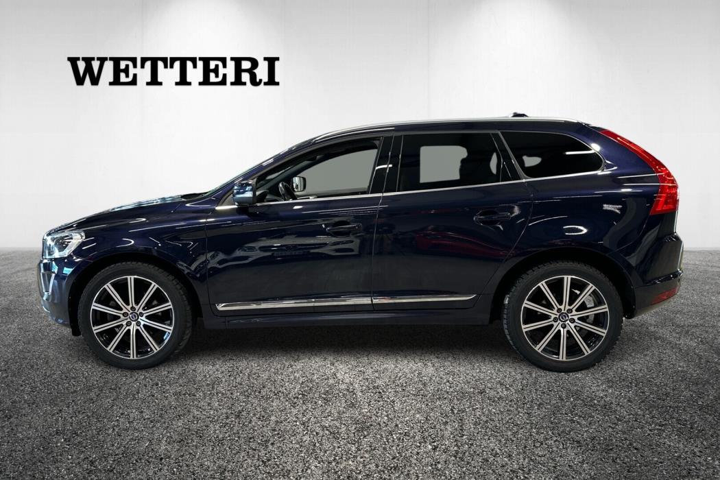VOLVO XC60 2017