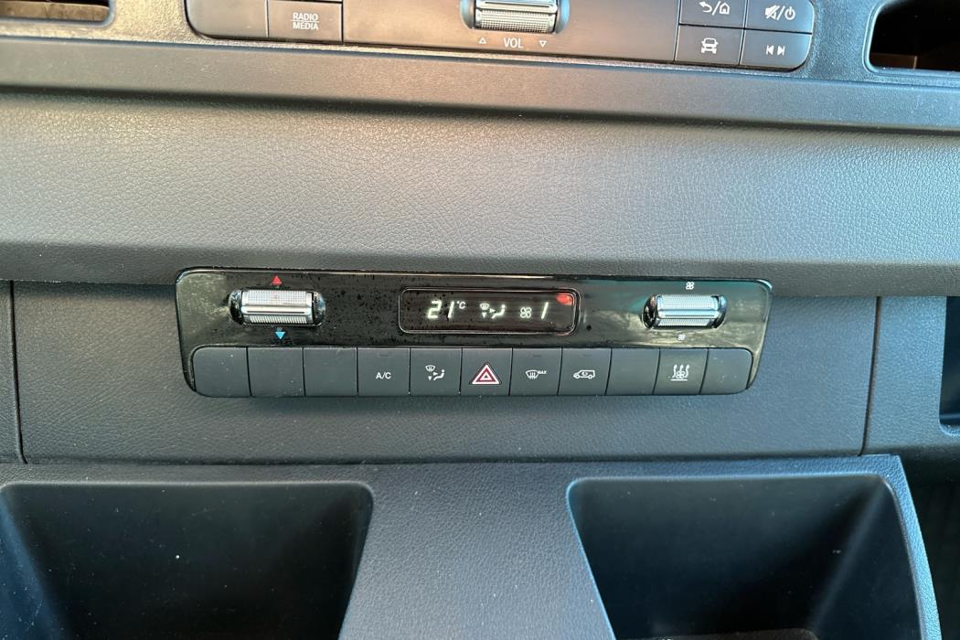 MERCEDES-BENZ Sprinter 2021