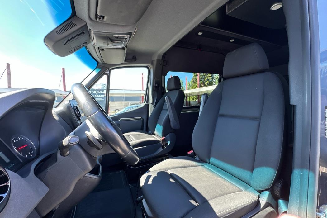 MERCEDES-BENZ Sprinter 2021