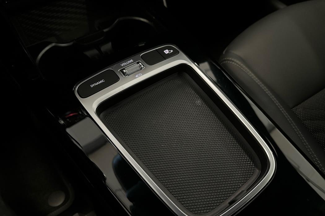 MERCEDES-BENZ CLA 2023