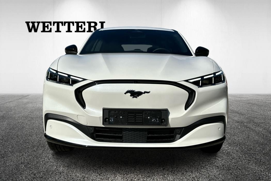 FORD Mustang Mach-E 2025